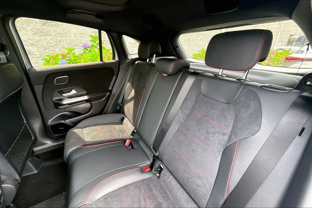 New 2026 Cirrus Silver Metallic Mercedes-Benz GLA 250 image 10