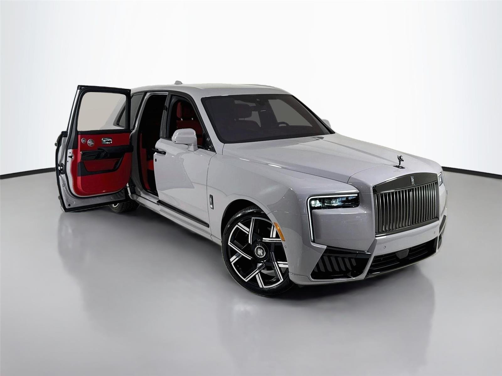 Used 2025 Tempest Gray Rolls-Royce Black Badge | Bespoke Audio | Starlight Roof image 50