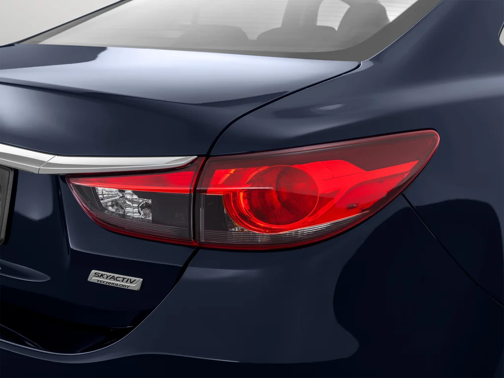 Used 2015 Blue Mazda i Touring image 16