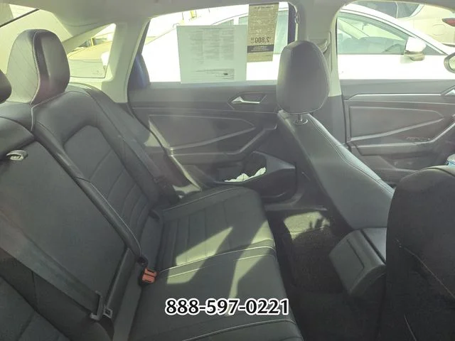 Used 2024 Blue Volkswagen 1.5T SE image 7