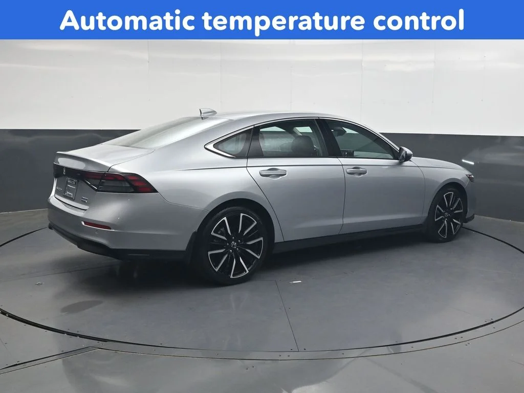 2025 Honda Accord Hybrid Touring - Photo 4