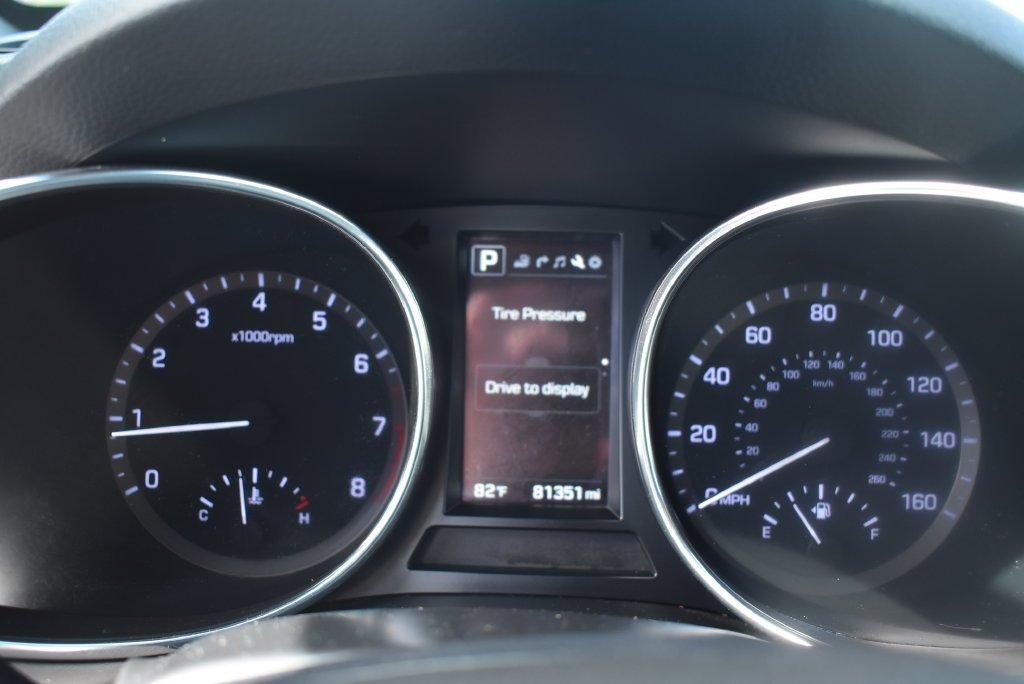 Used 2018 White Hyundai 2.4 Base image 34