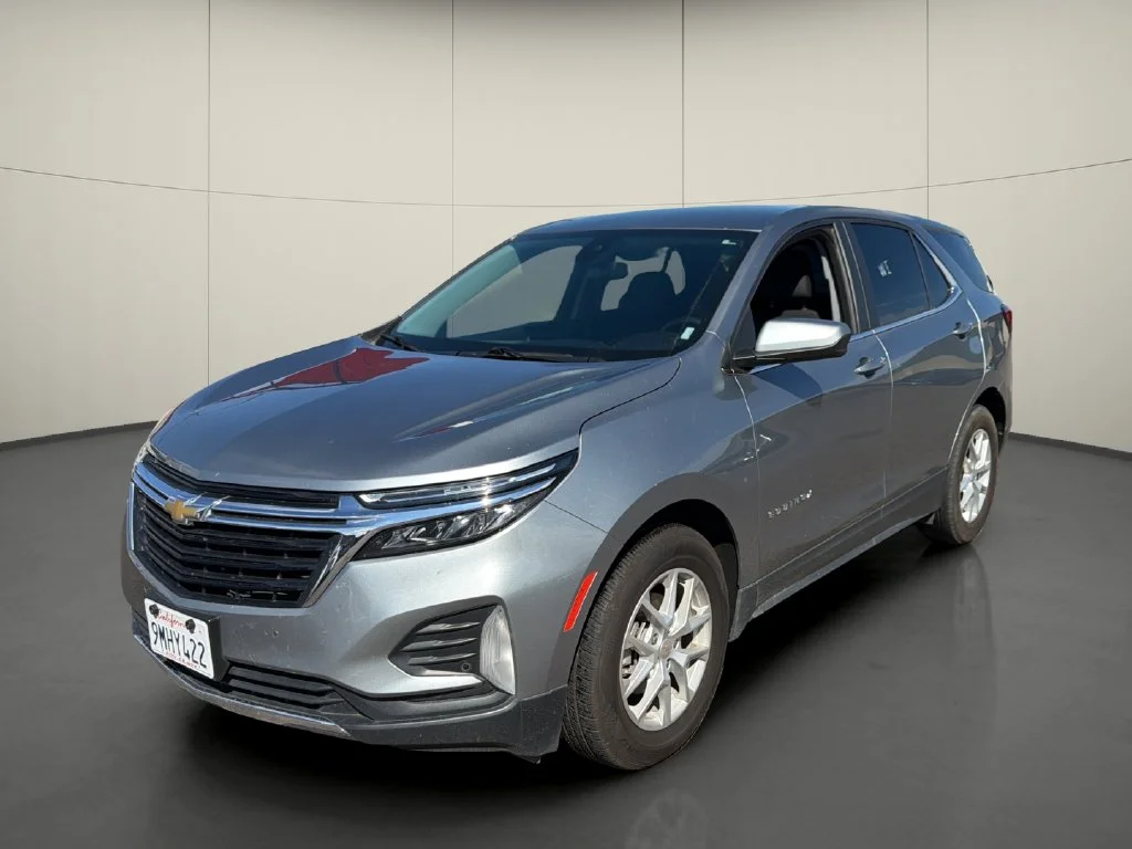 Used 2024 Gray Chevrolet LT image 3