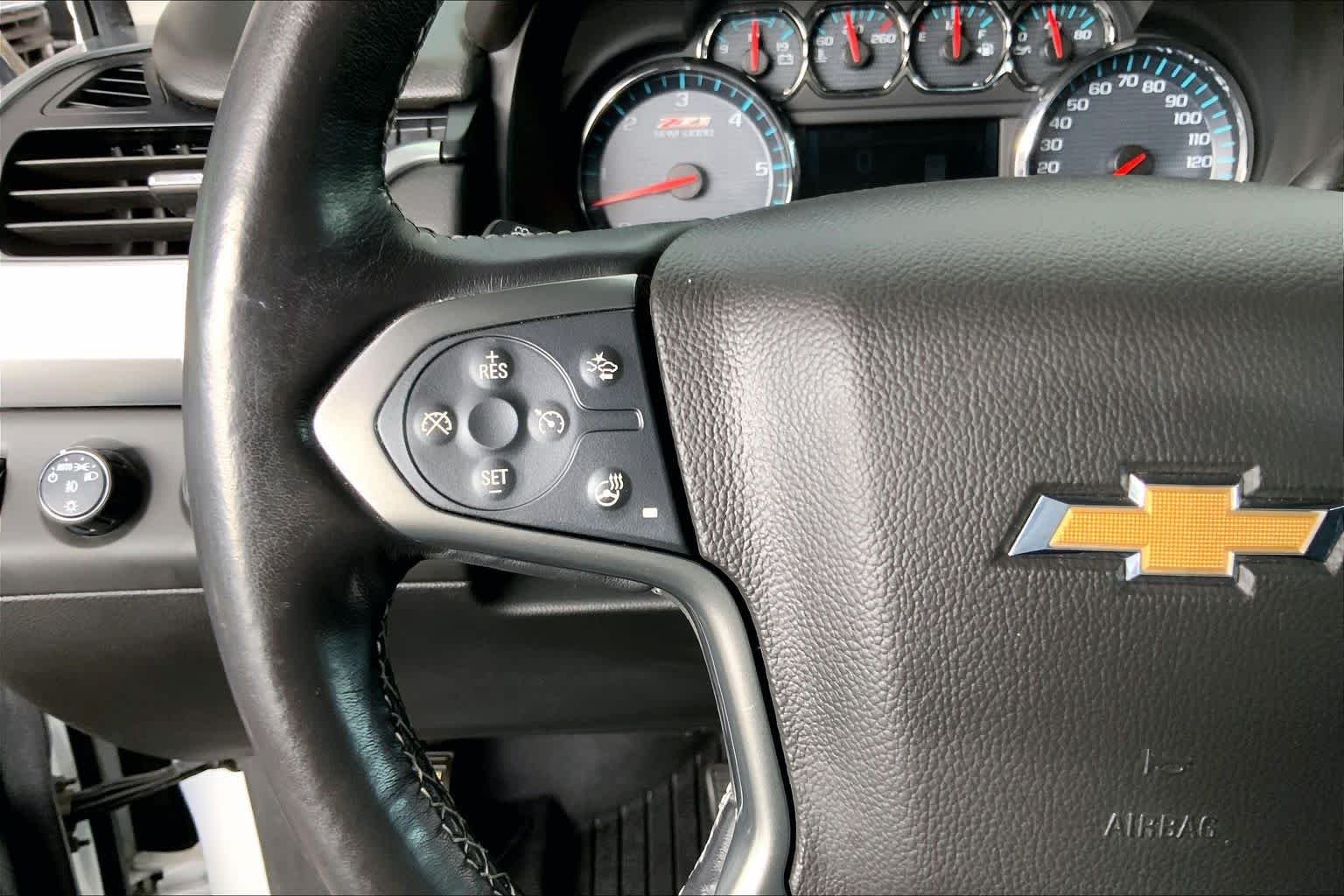 Used 2019 Summit White Chevrolet LT image 24