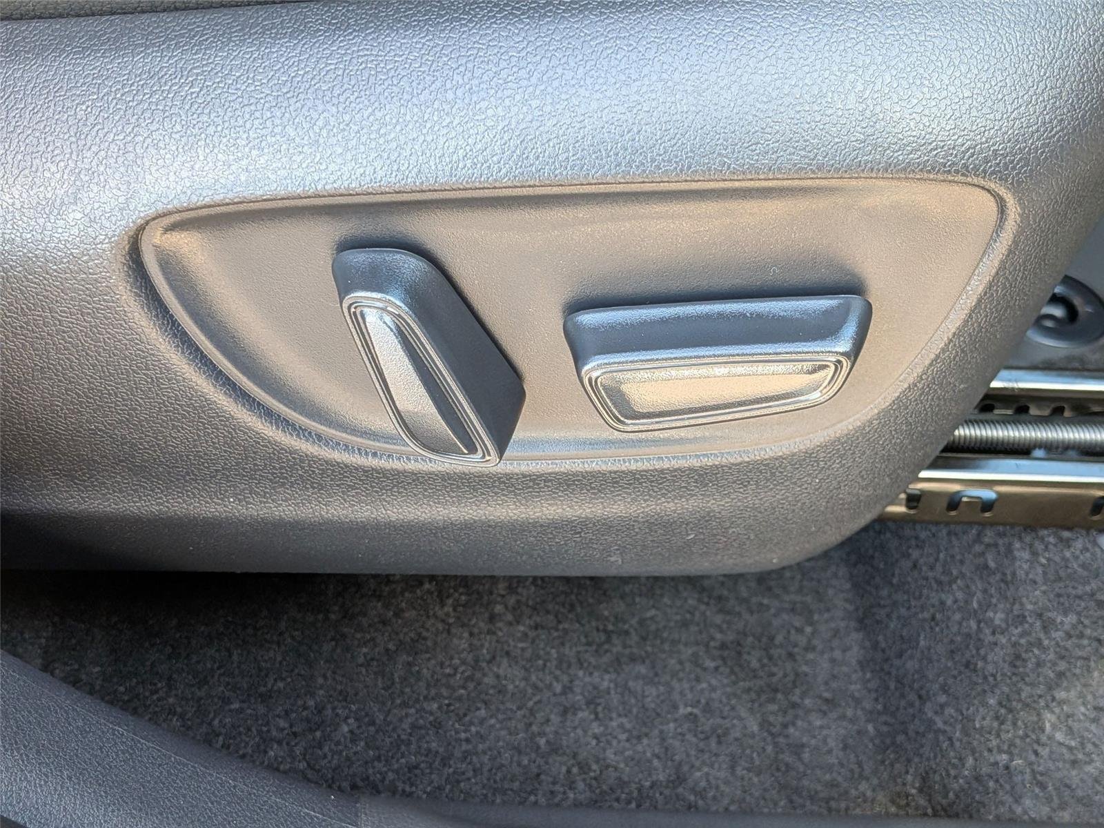 Used 2026 Wind Chill Pearl Toyota Hybrid Nightshade Edition image 40