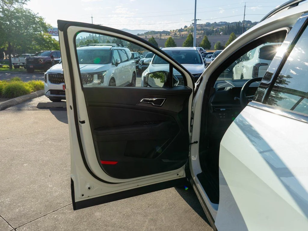 2026 Kia Sportage X-Line Hybrid - Photo 16