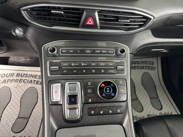 Used 2022  Hyundai Limited image 28