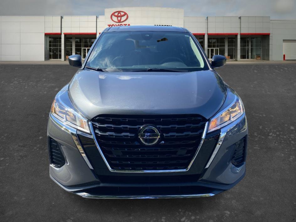 Used 2021 Gun Metallic Nissan S image 2