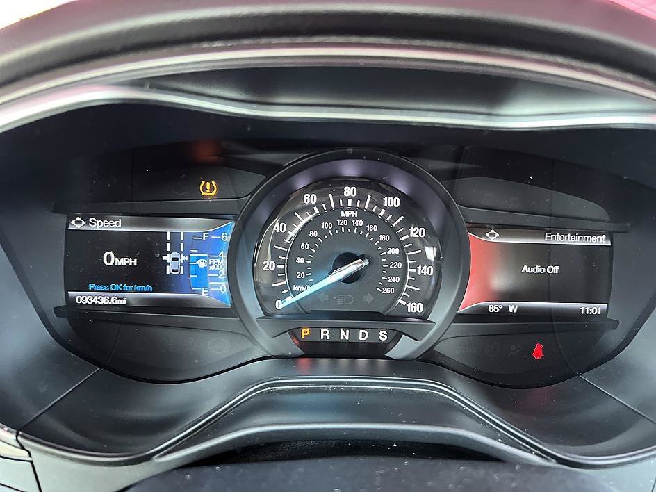 Used 2019 Magnetic Ford SE image 23