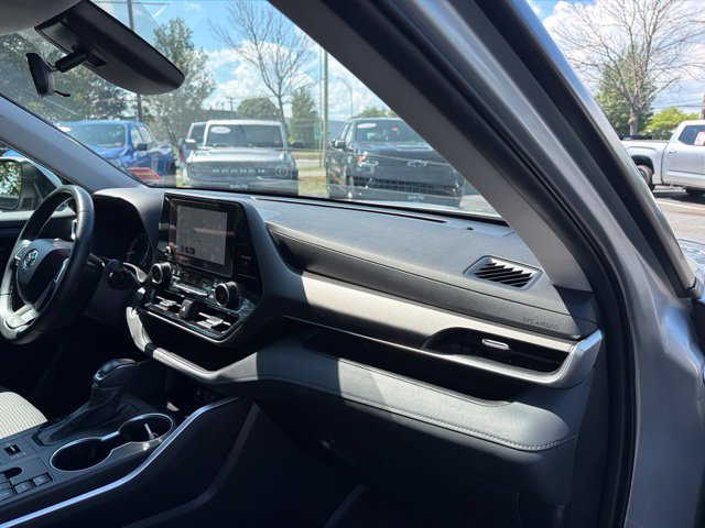 Used 2024 Celestial Silver Metallic Toyota LE image 30