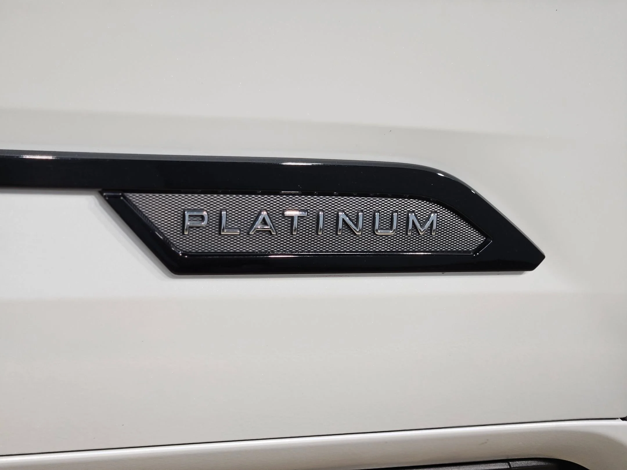Used 2024 Wind Chill Pearl Toyota Platinum Hybrid image 40