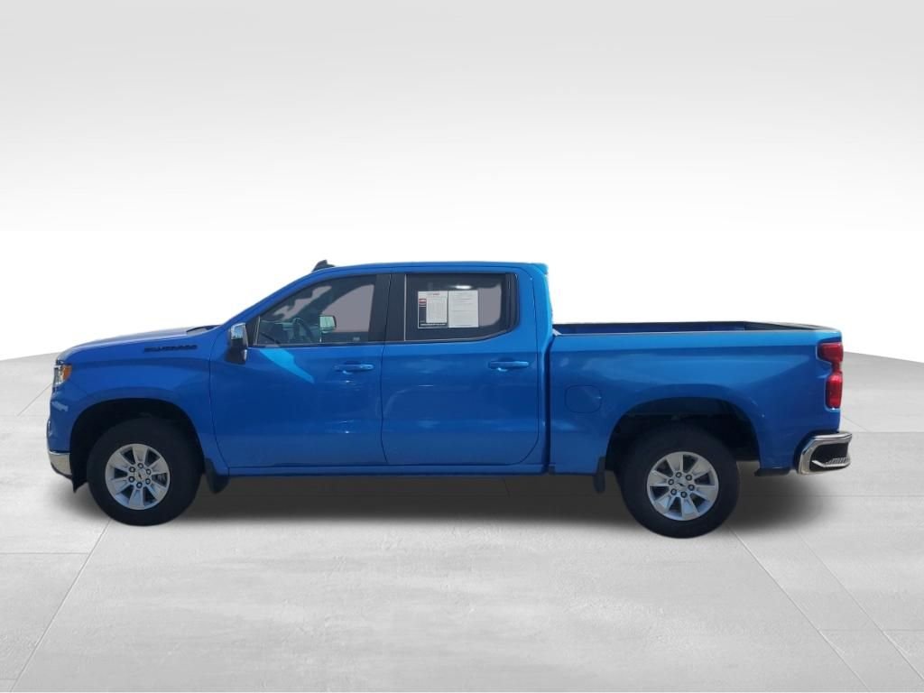 Used 2025 Blue Chevrolet LT image 2