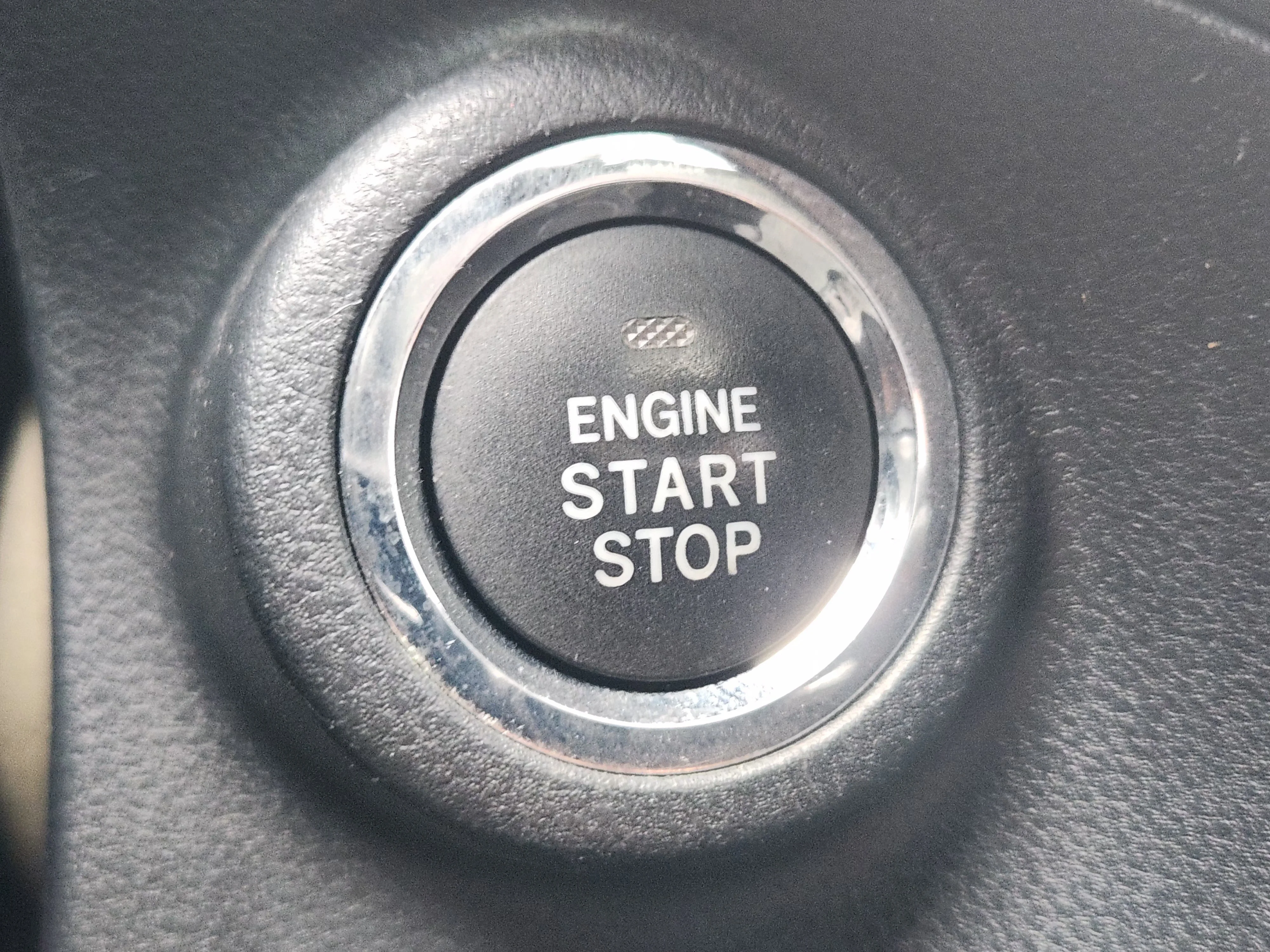 Used 2018 Heritage Blue Metallic Subaru 2.0i Limited image 22