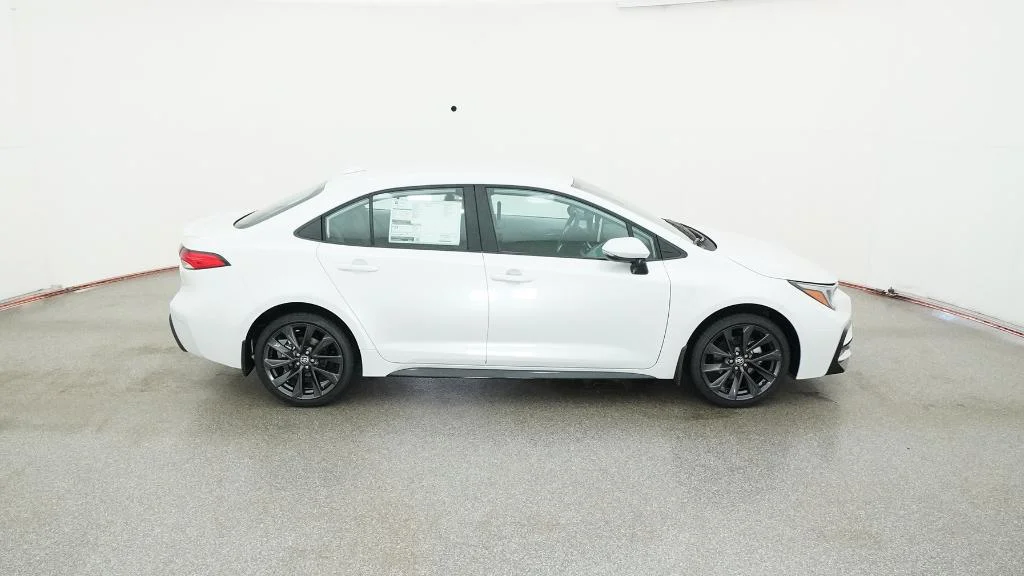 New 2026 Wind Chill Pearl Toyota SE image 5
