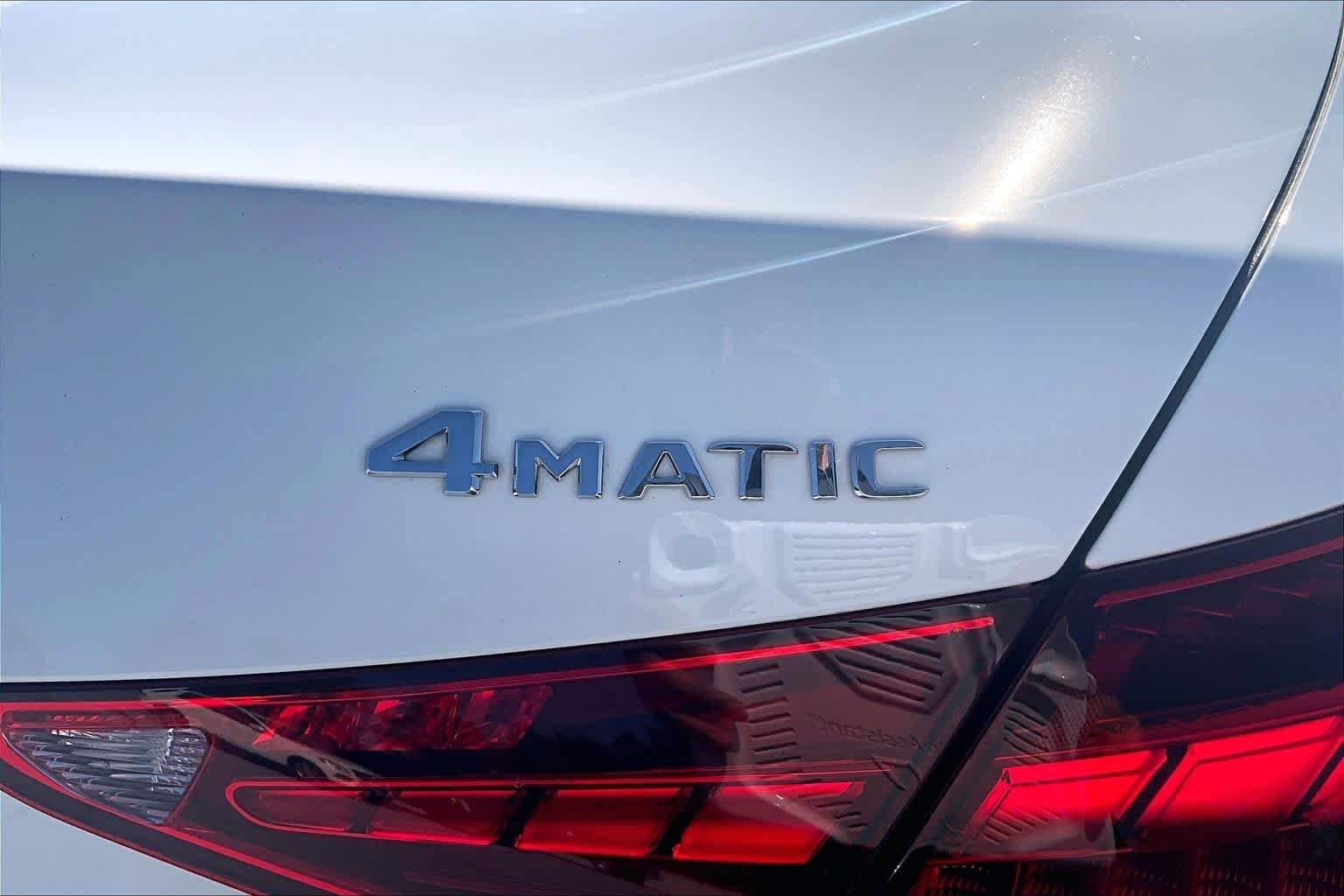 2025 Mercedes-Benz C-Class Sedan C 300 - Photo 10