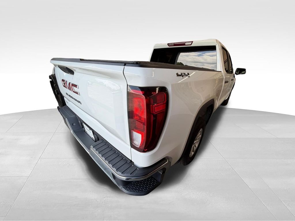 Used 2022 White GMC Pro image 5