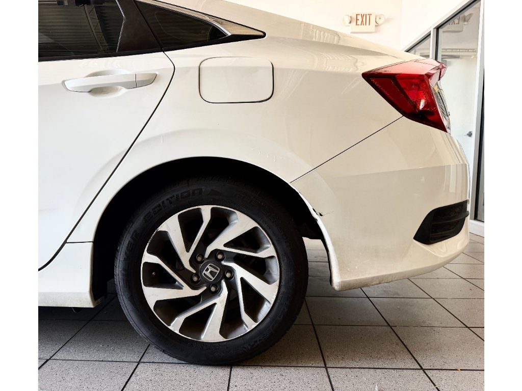 Used 2017 White Orchid Pearl Honda EX image 11