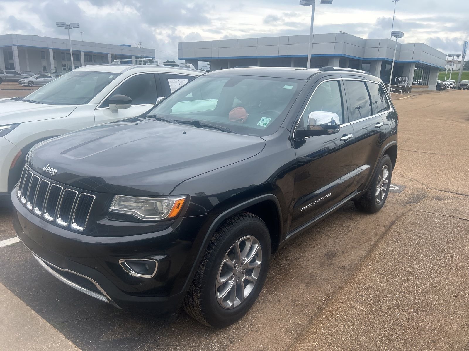 2015 Jeep Grand Cherokee Limited's photo
