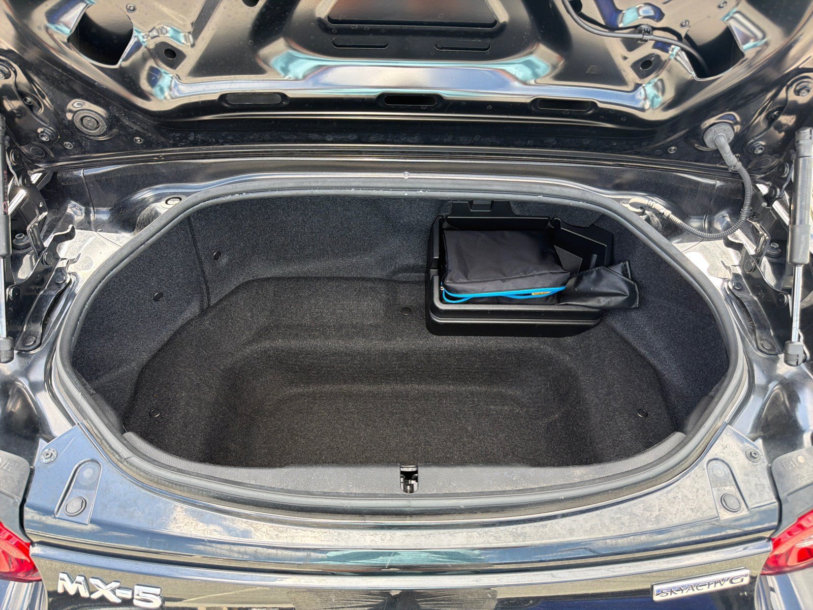 Used 2025 Jet Black Mica Mazda Grand Touring image 18