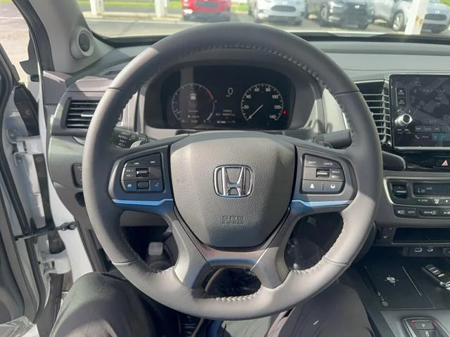 New 2026 Platinum White Pearl Honda RTL image 13