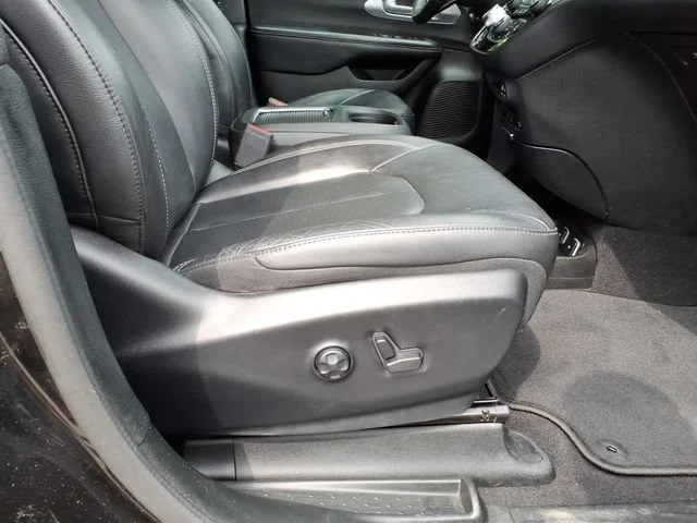 2018 Chrysler Pacifica Touring L Plus - Photo 12