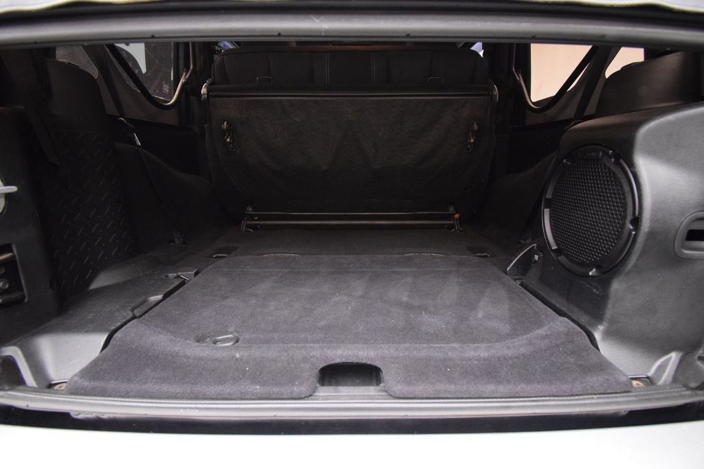 Used 2013 Black Jeep Sahara image 22