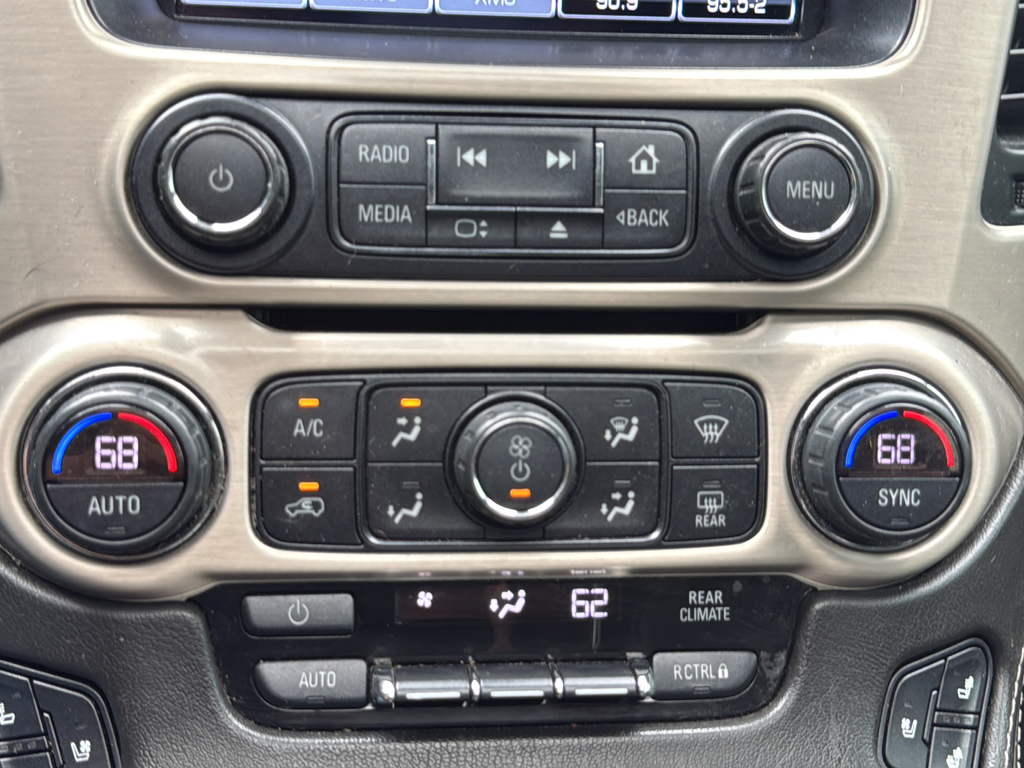 Used 2020 Black GMC Denali image 21