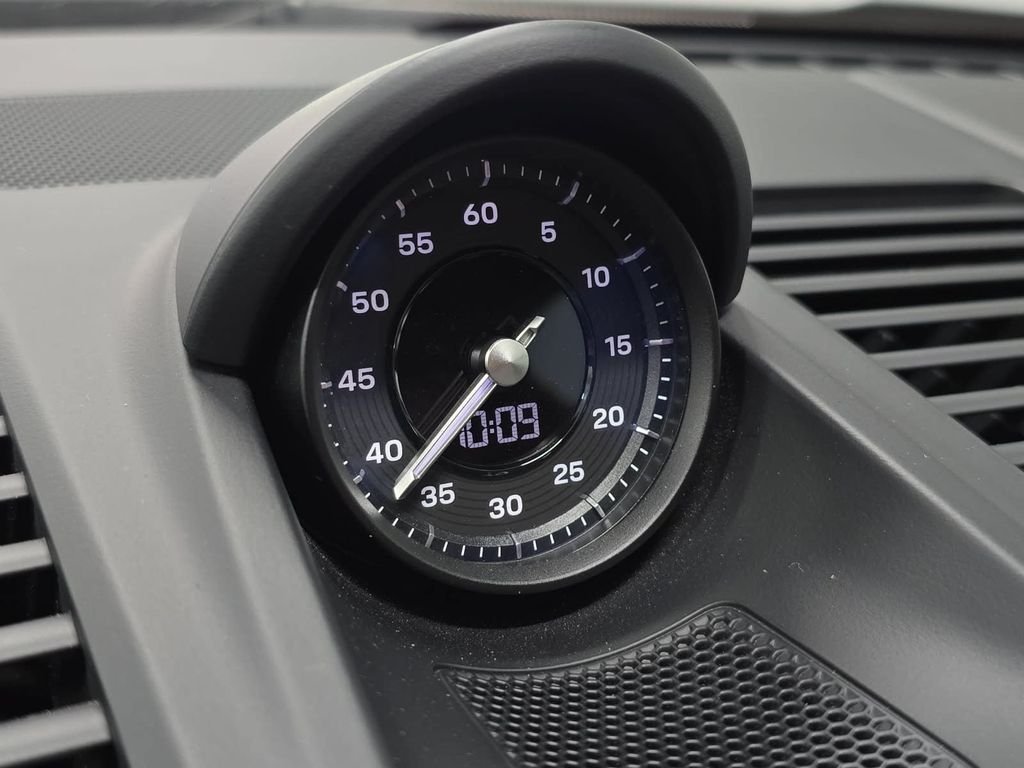Used 2021  Porsche Targa 4S image 21