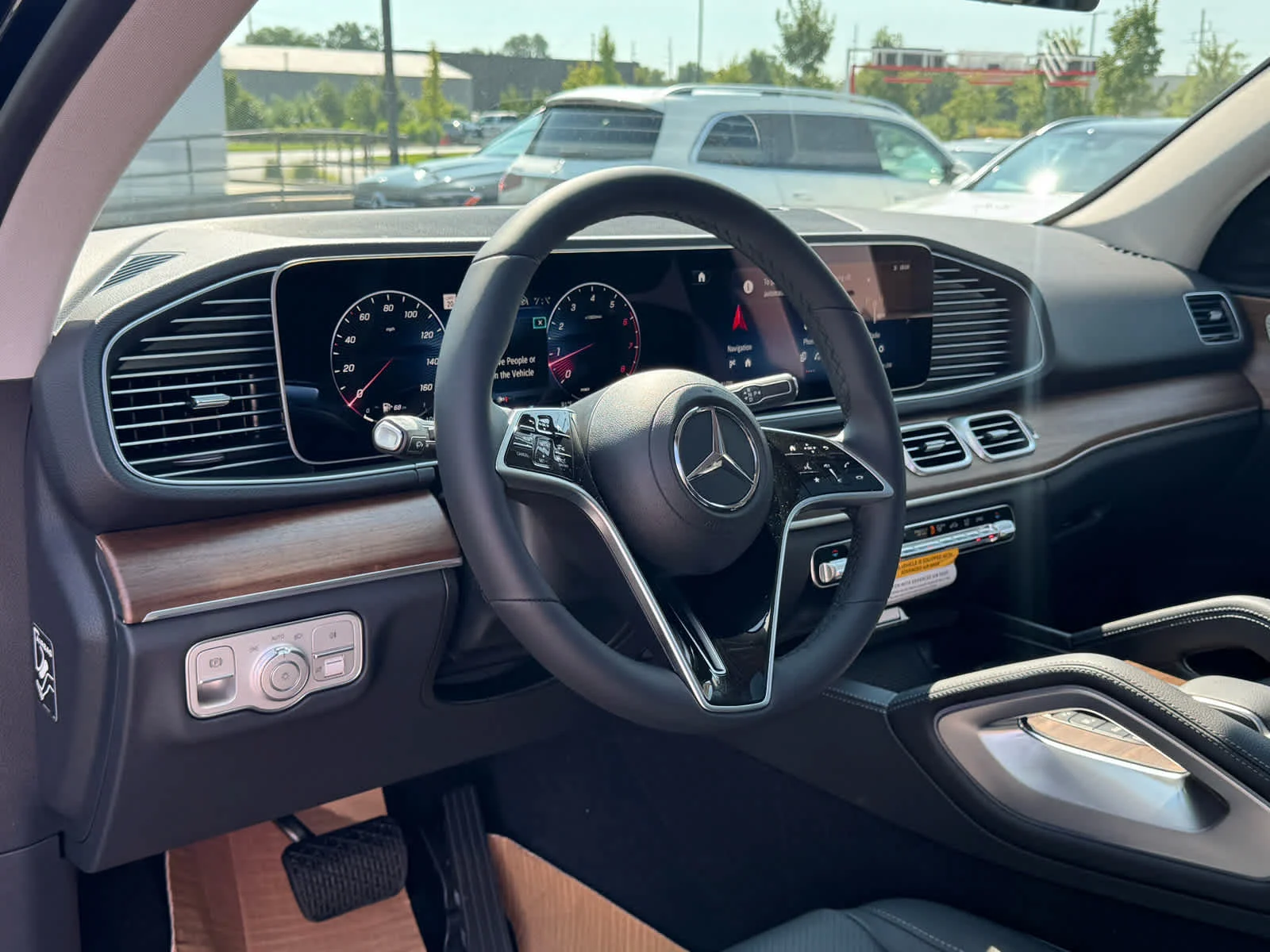 New 2026 Black Mercedes-Benz GLE 450 image 16