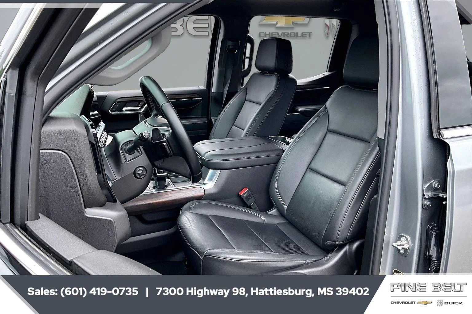 Used 2024 Sterling Metallic GMC SLT image 19
