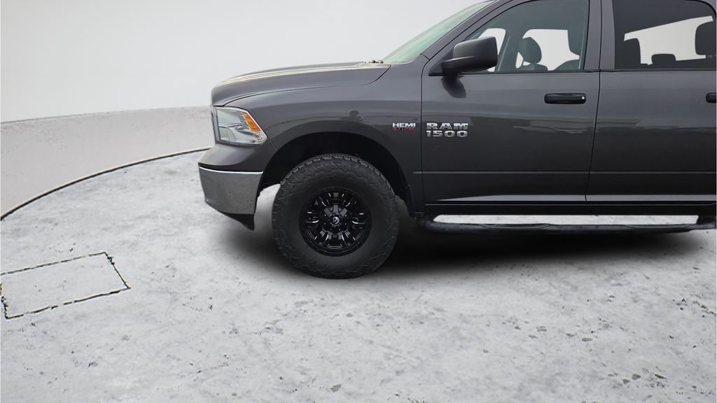 Used 2014 Gray Ram Tradesman image 25