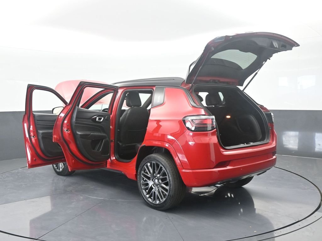 Used 2023 Red Jeep Limited image 75