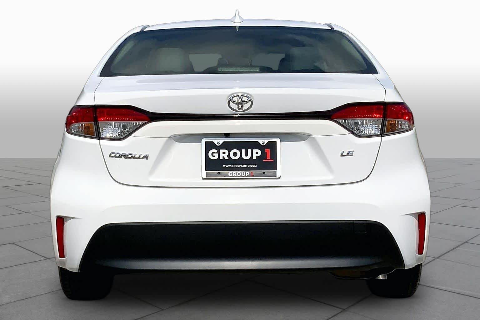 Used 2023 Ice Cap Toyota LE image 5