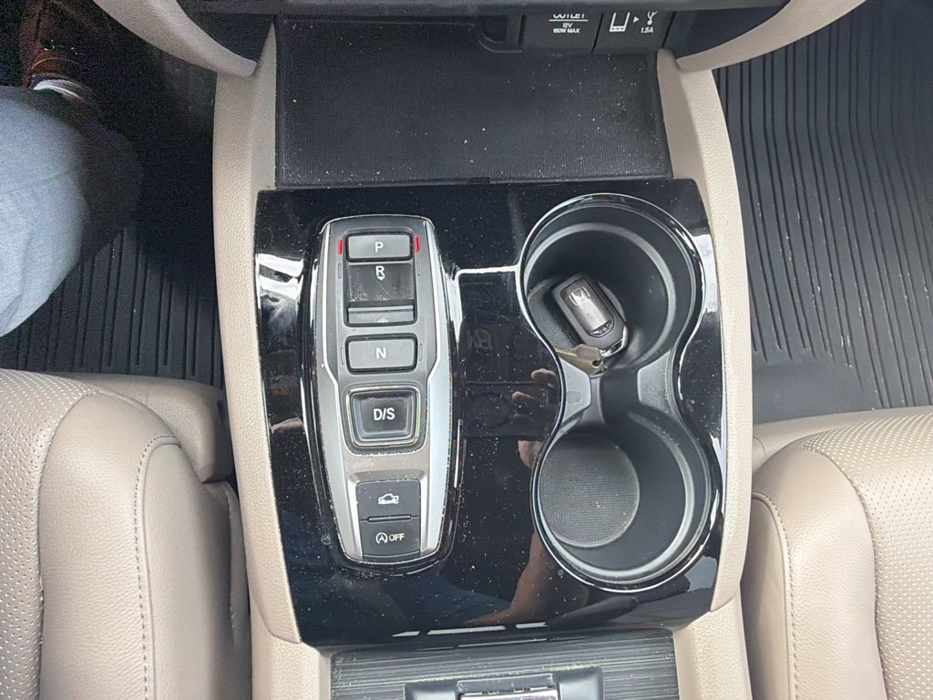 Used 2020 White Honda RTL-E image 18