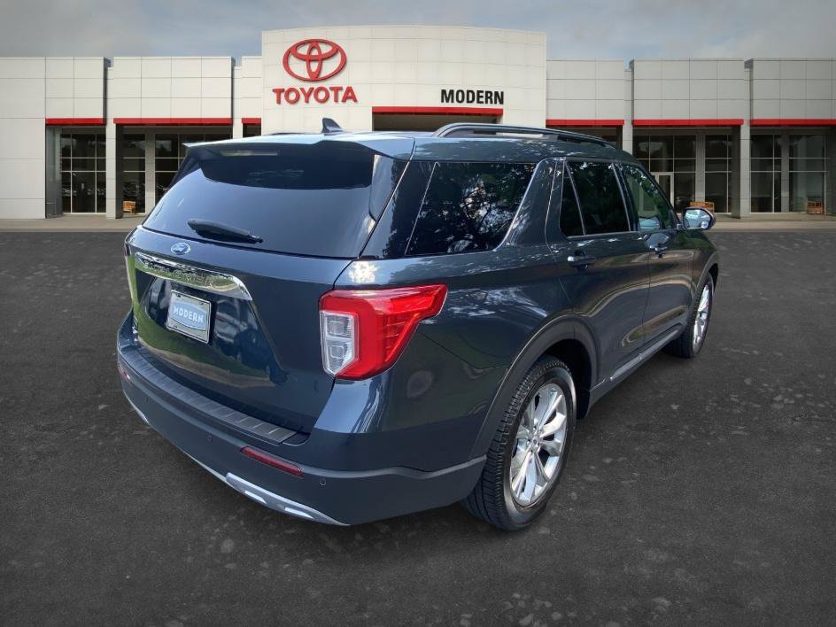 Used 2023 Blue Metallic Ford XLT image 5