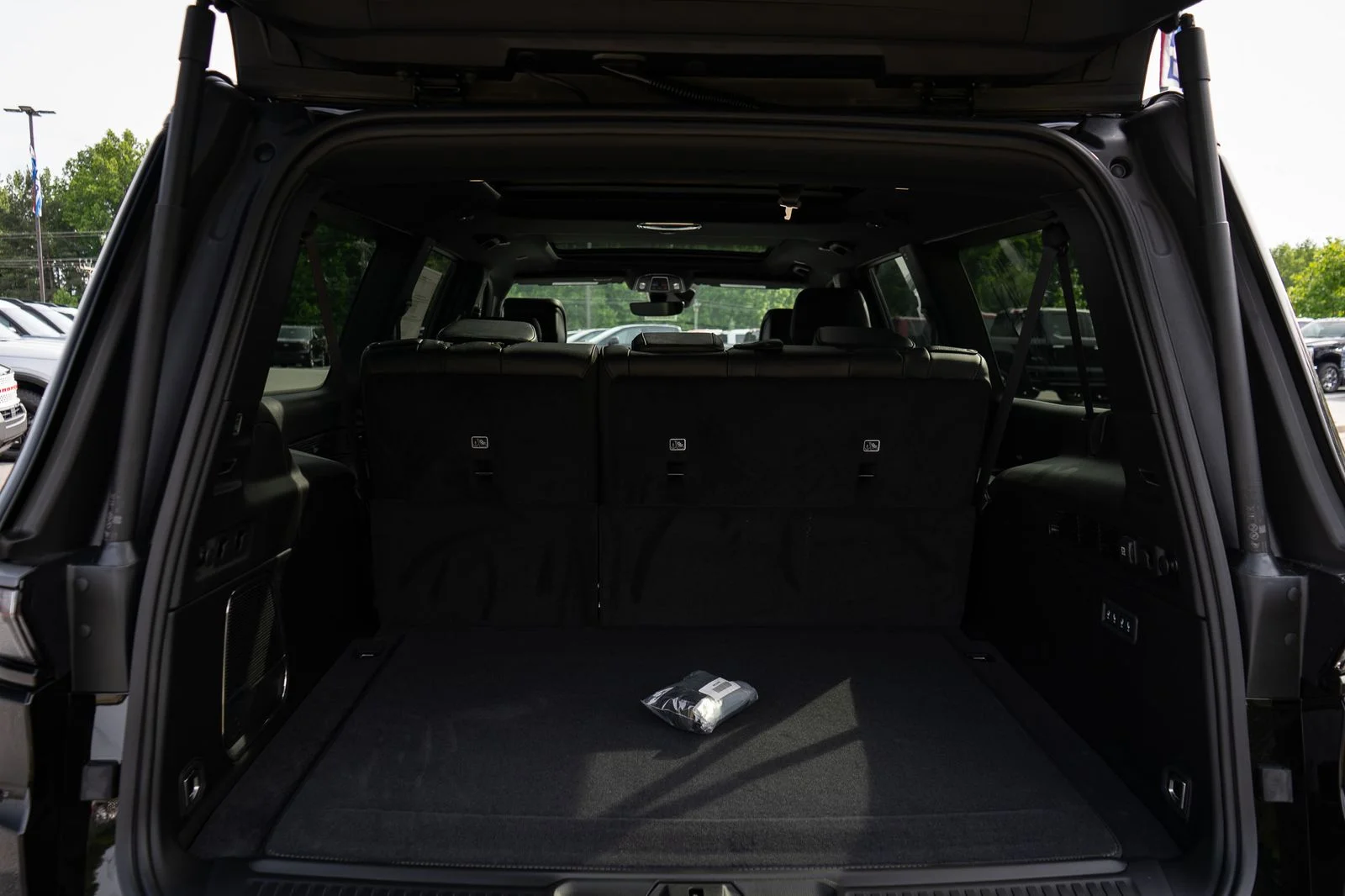 New 2026 Black Jeep Limited Altitude image 9