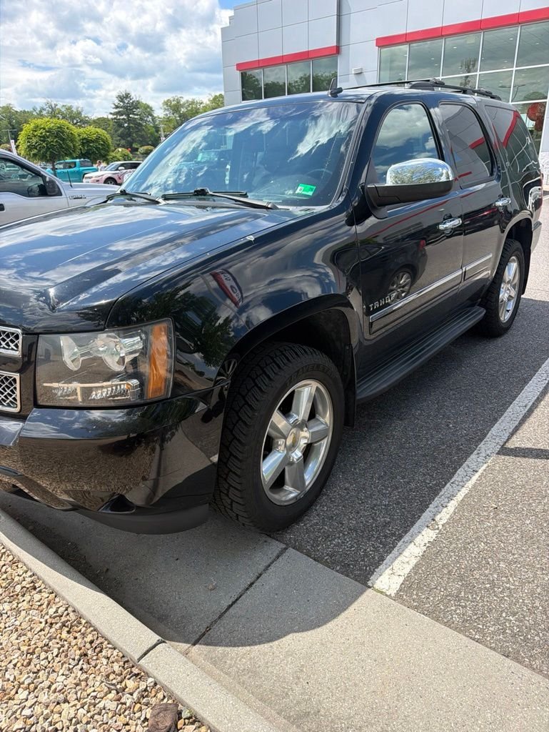 Used 2013 Black Chevrolet LTZ image 2