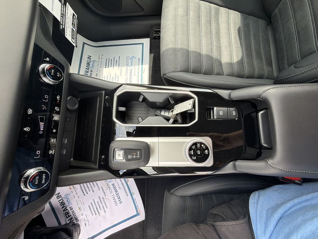 New 2026 Gray Mitsubishi SE image 20