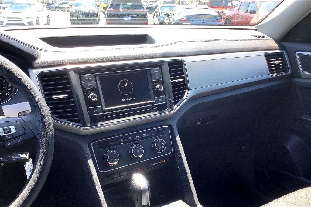 Used 2018 Gray Volkswagen S image 6