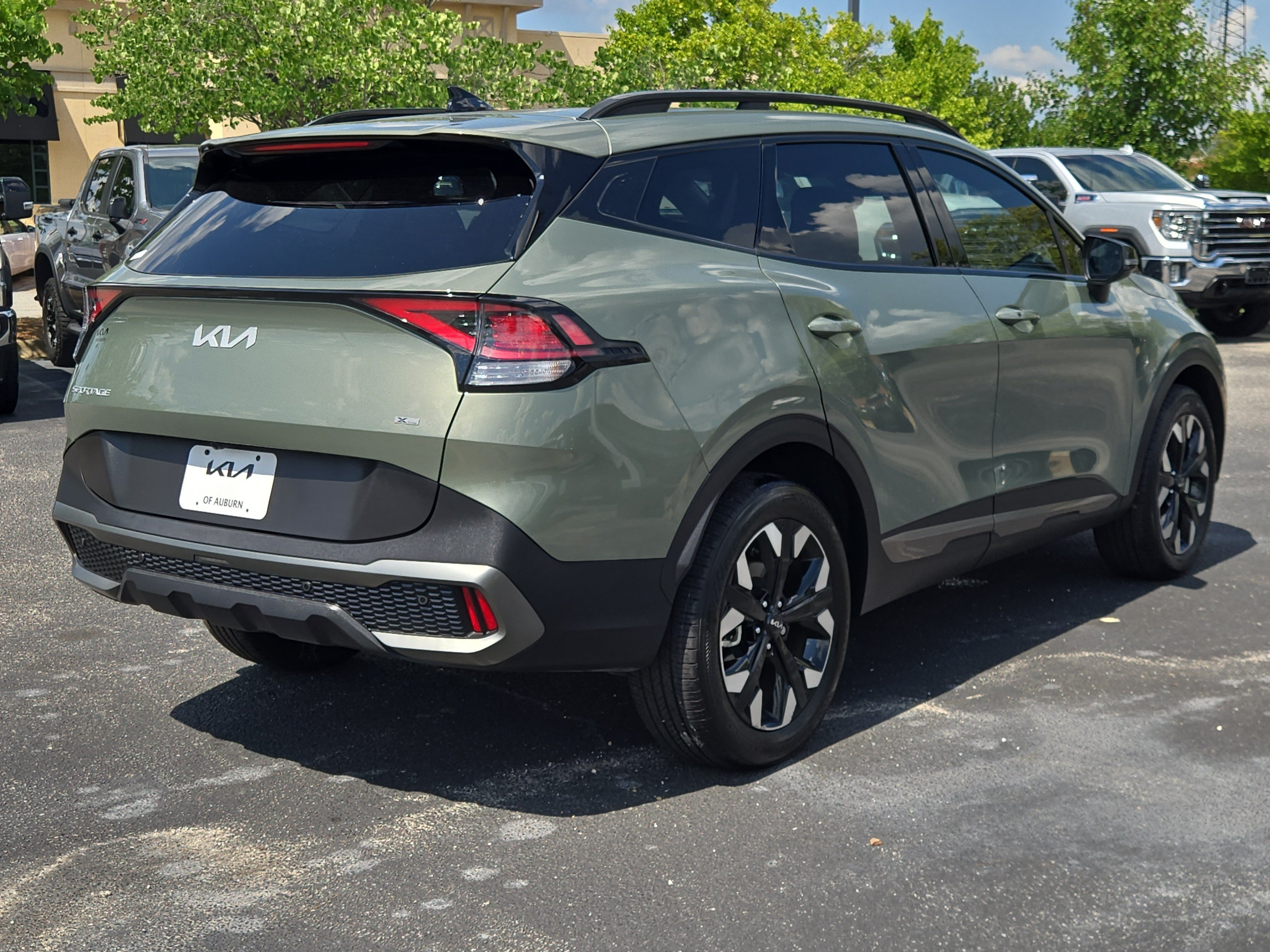 Certified Used 2024 Jungle Green Kia X-Line image 5