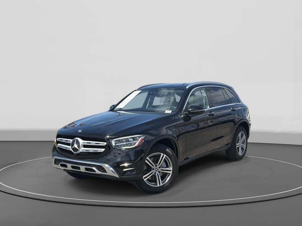 Used 2022 Black Mercedes-Benz 300 image 1