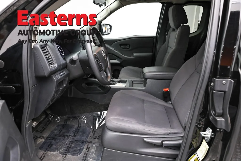 Used 2022 Black Nissan S image 13