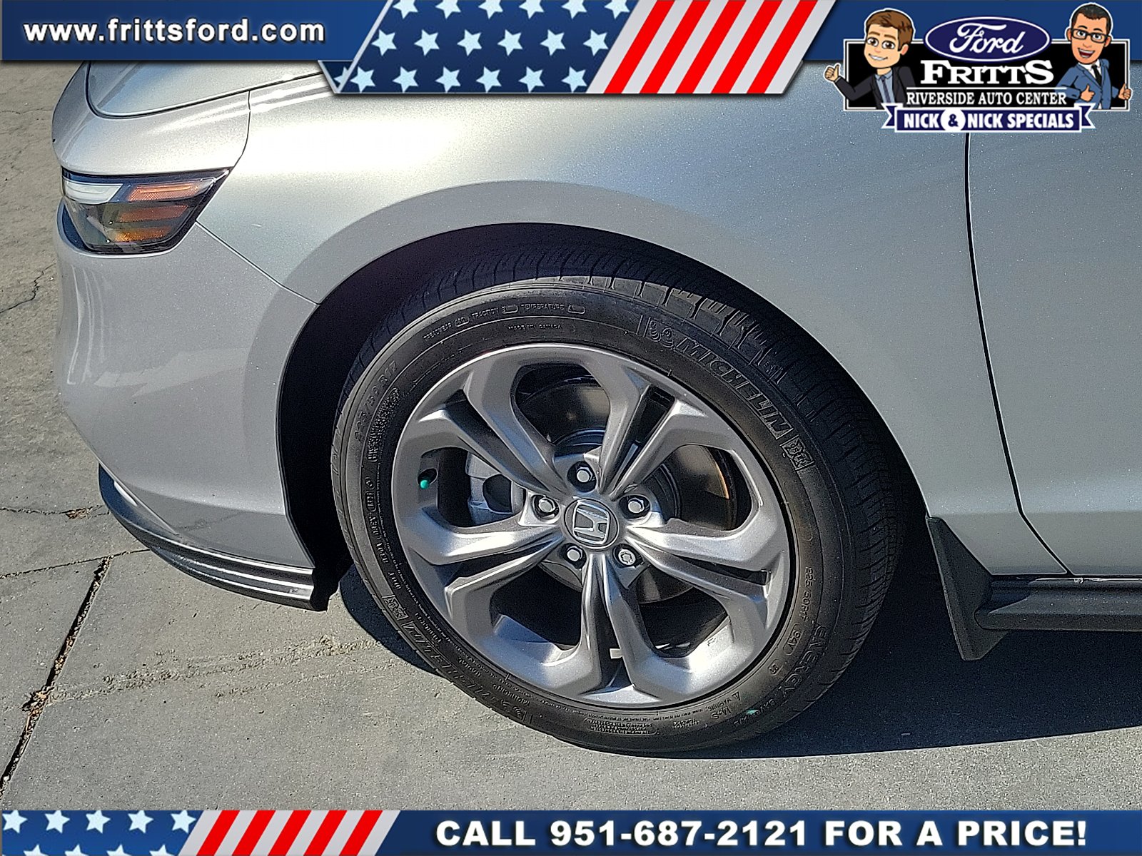 Certified Used 2024 Solar Silver Metallic Honda EX image 18