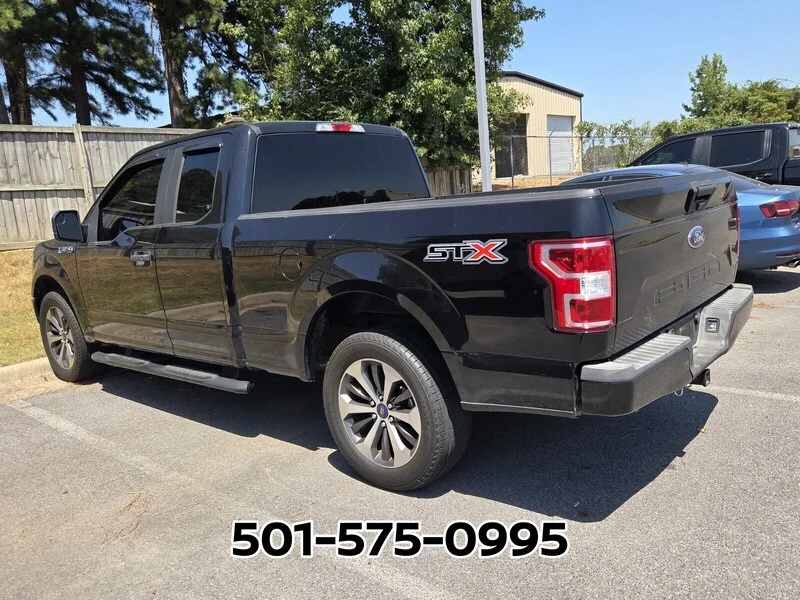 Used 2020 Black Metallic FORD XL image 3