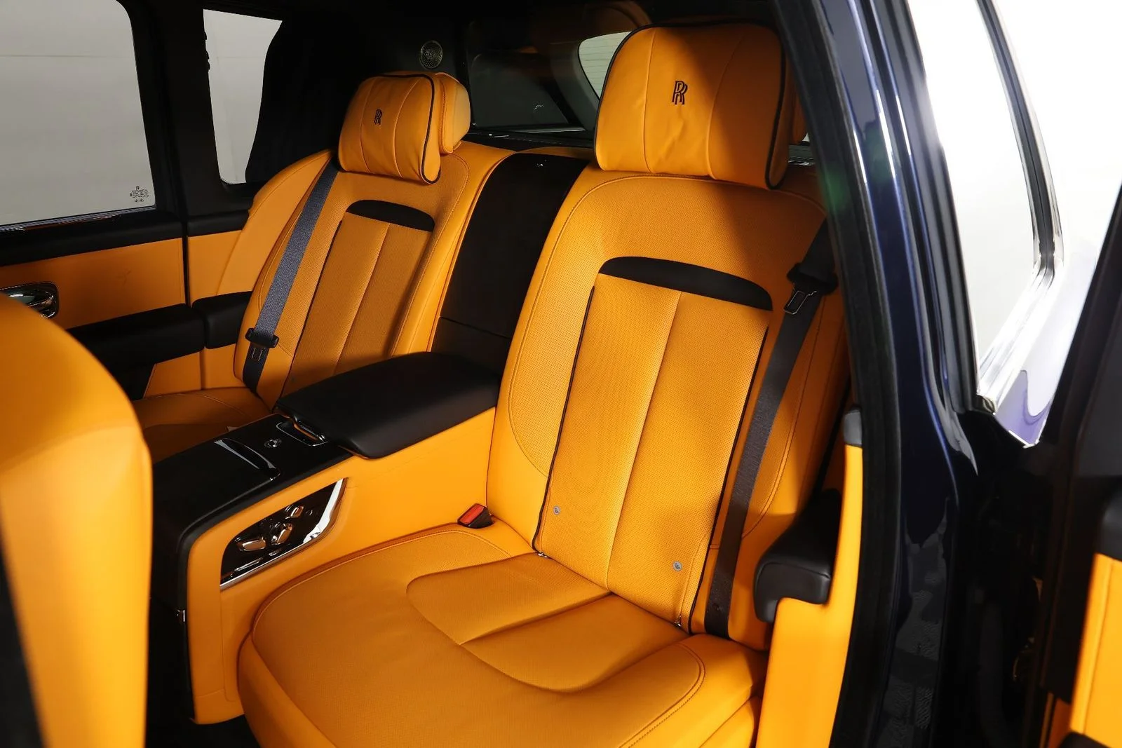 Certified Used 2022 Midnight Rolls-Royce  image 36