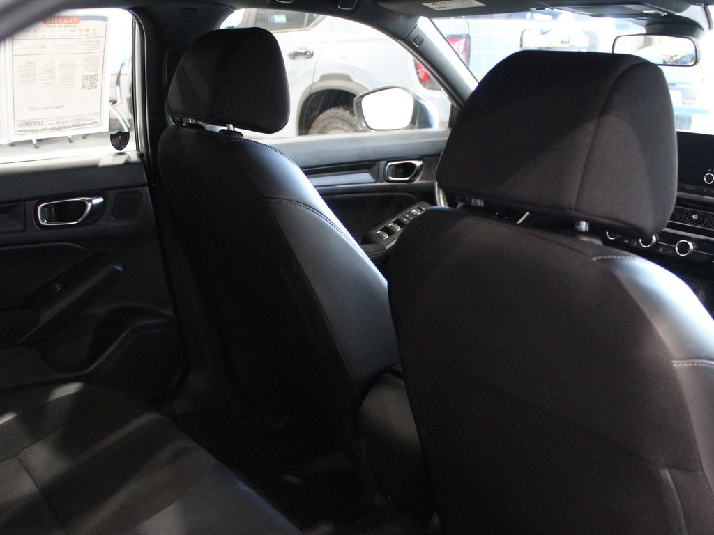 2022 Honda Civic Hatchback Sport - Photo 19