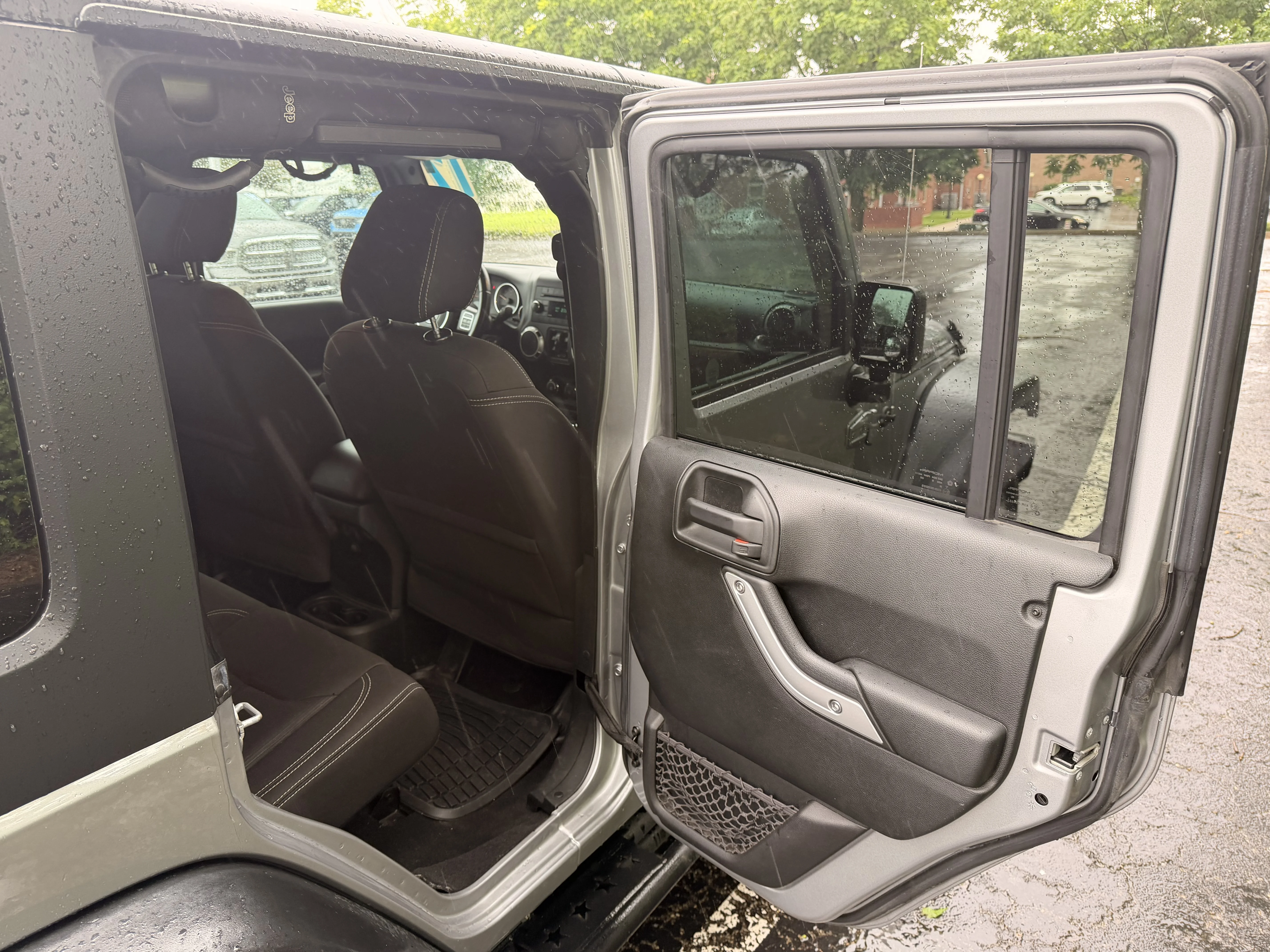 Used 2017 Billet Silver Metallic Clear Coat Jeep Rubicon image 13