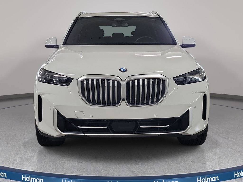 Certified Used 2024 Alpine White BMW sDrive40i image 3