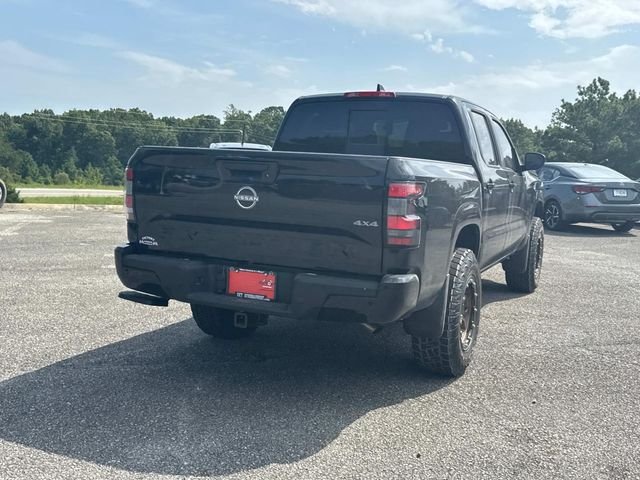 New 2026 Super Black Nissan Crew Cab SV image 4