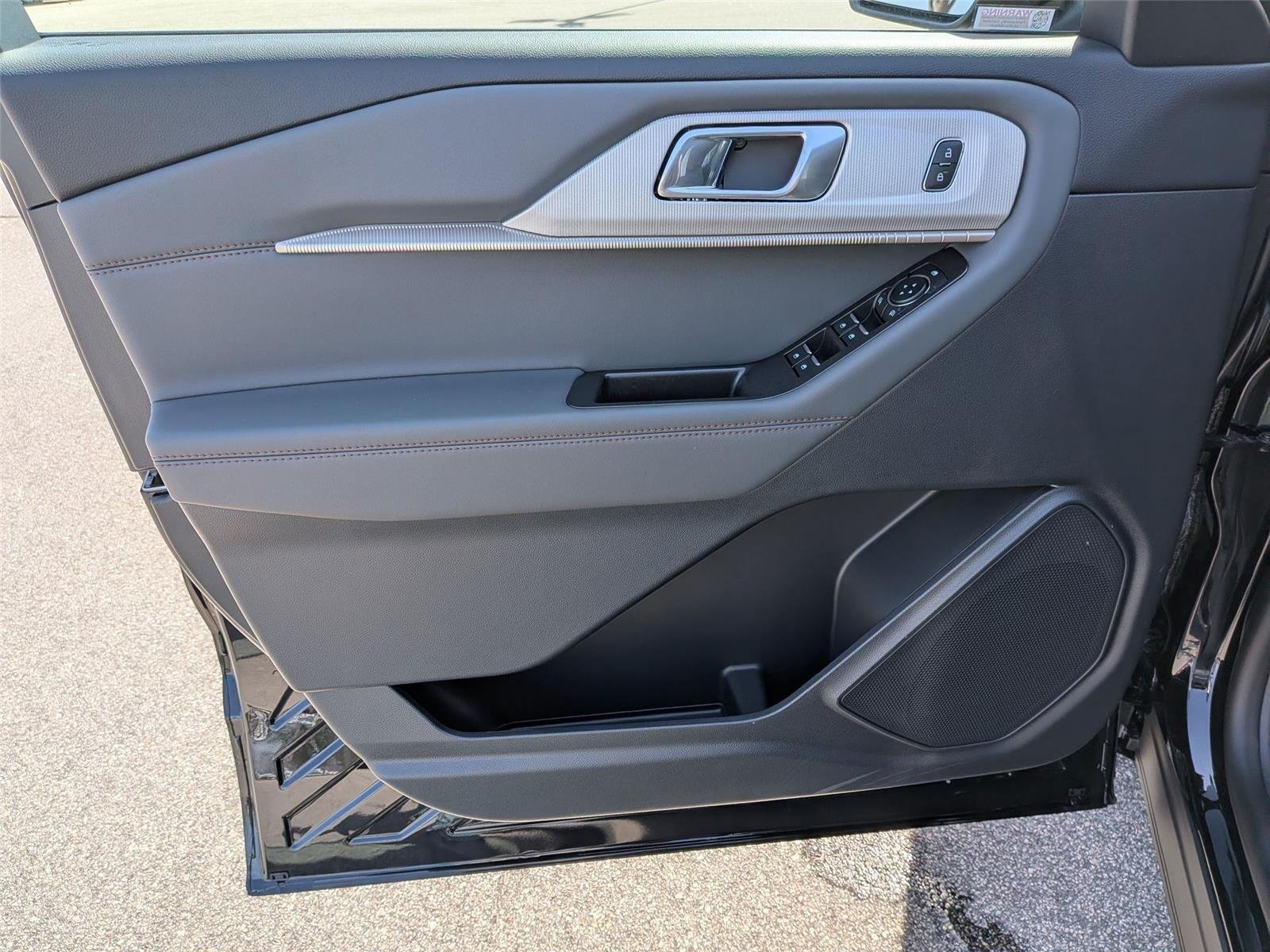 New 2026 Agate Black Metallic Ford Active image 28